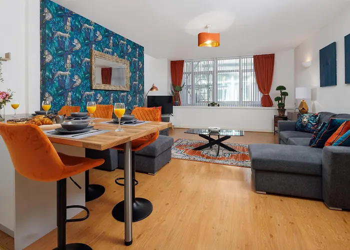 Explorer\'S Rest - Elegant Base By Historic Liverpool - Charming Apartments