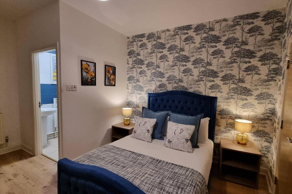 Apartment Explorer's Rest - Elegant Base By Historic - Charming *